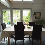 Dom Z Ogrodem Holiday home *