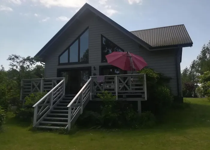 בית נופש Dom Z Ogrodem