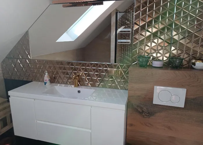 Dom Z Ogrodem Laka (Silesia)