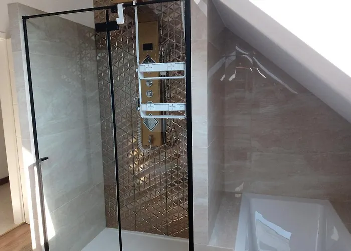 בית נופש Dom Z Ogrodem Laka (Silesia)